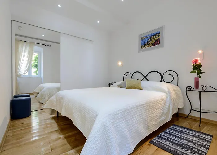 Apartament Pile Marina *