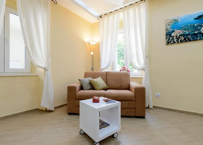 Pile Marina 公寓 *