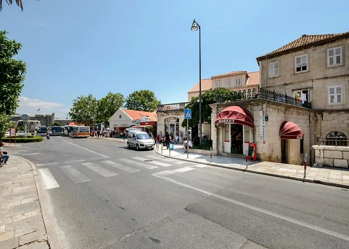 Pile Marina * 杜布罗夫尼克